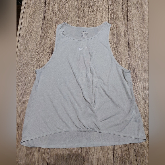 Nike Women's Tank Top - Picture 2 of 3